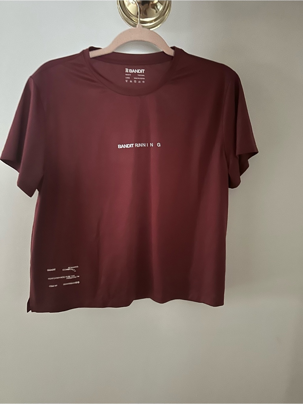 Bandit Running women’s micromesh run tee Maroon color Size L